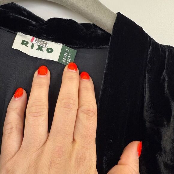 RIXO Emory Embroidered Velvet Gown ♥️ - Picture 9 of 13